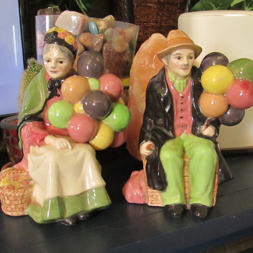 Royal Doulton figurines of the "Old Balloon Seller" & "The Balloon Man